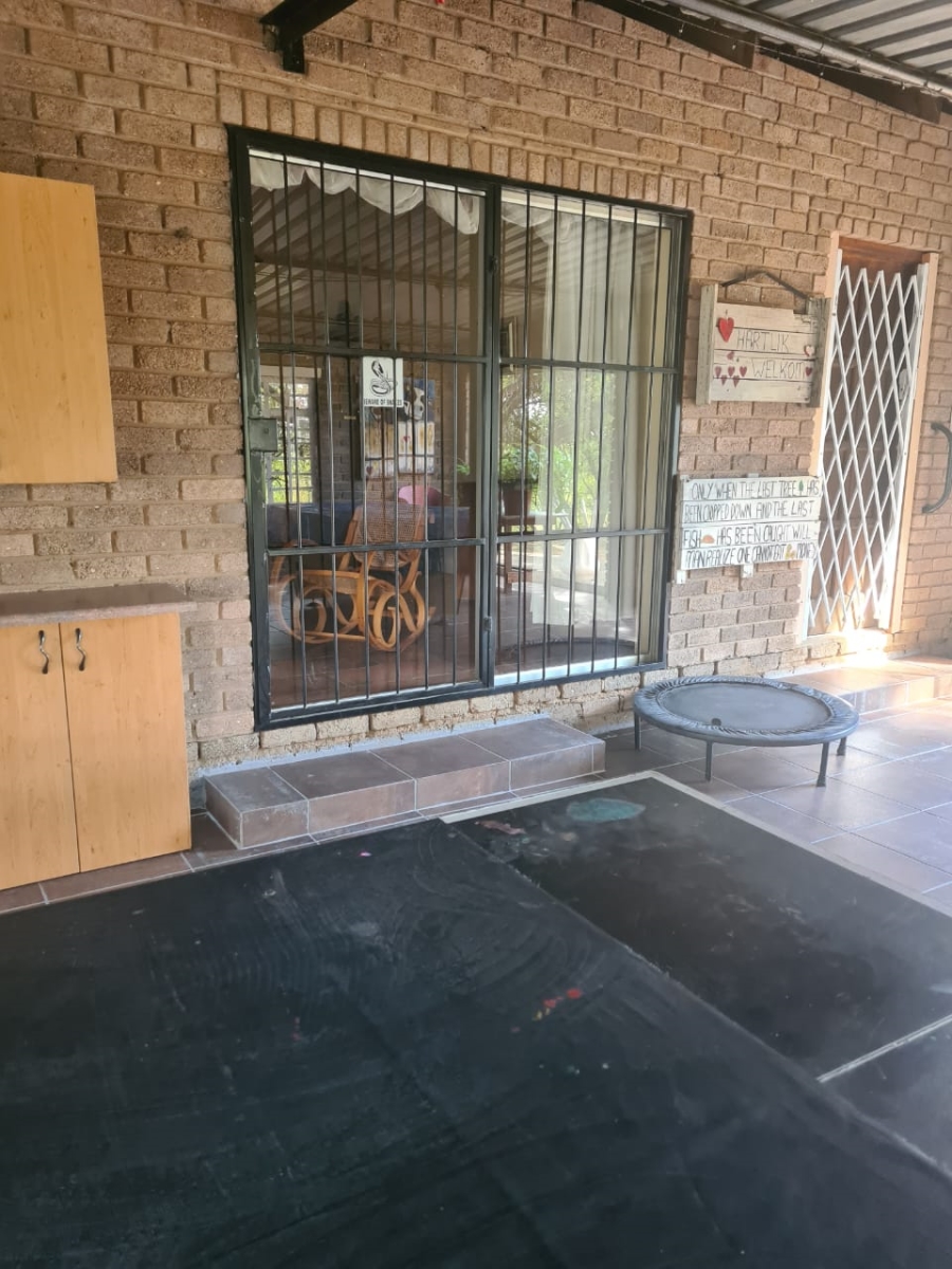 4 Bedroom Property for Sale in Deneysville Free State